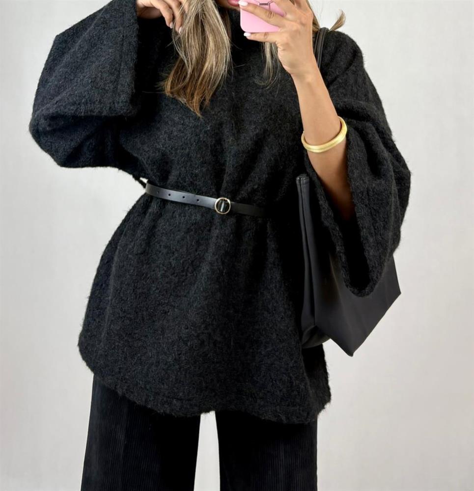 پالتو فوتر موهر جلو بسته مشکی و کمربند